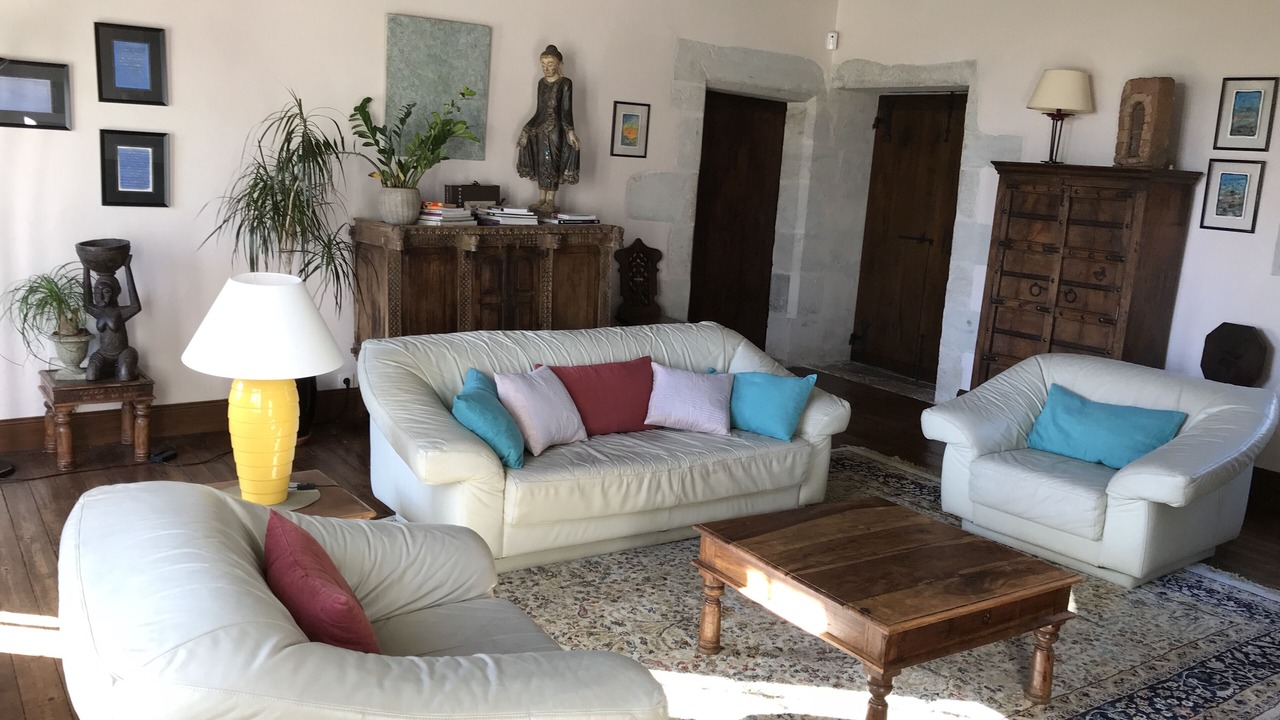 Photo of Livingroom in Coulounieix-Chamiers