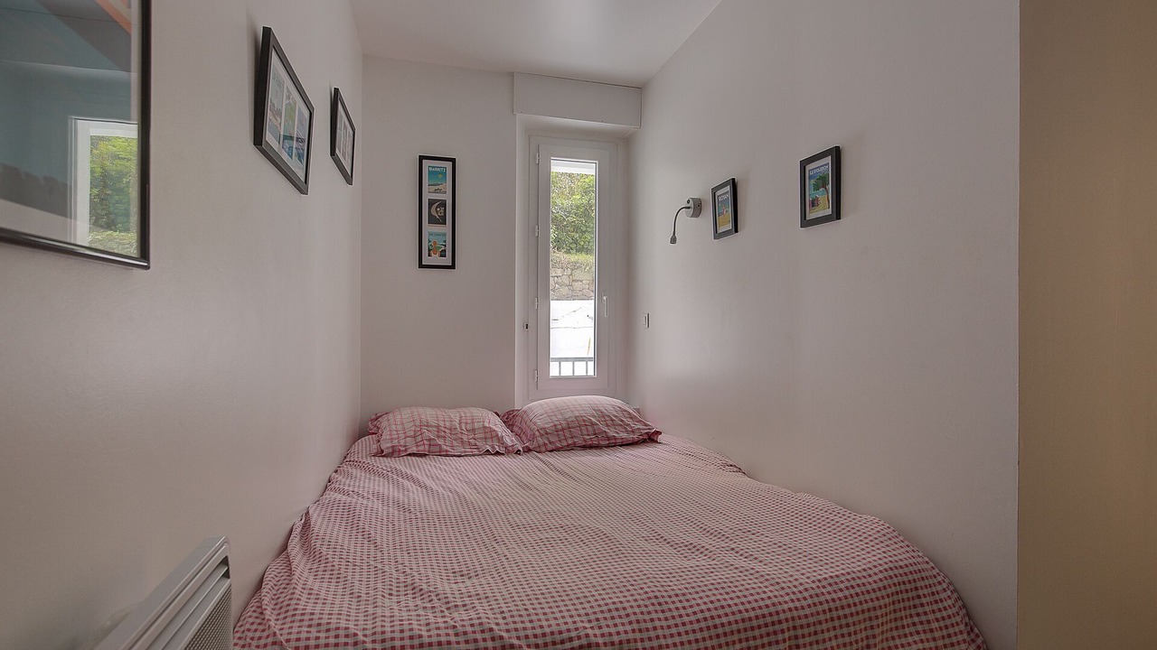Photo of Bedroom in Saint-Jean-de-Luz