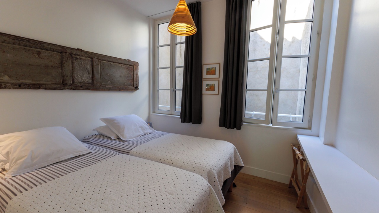 Photo of Bedroom in La Rochelle City Centre