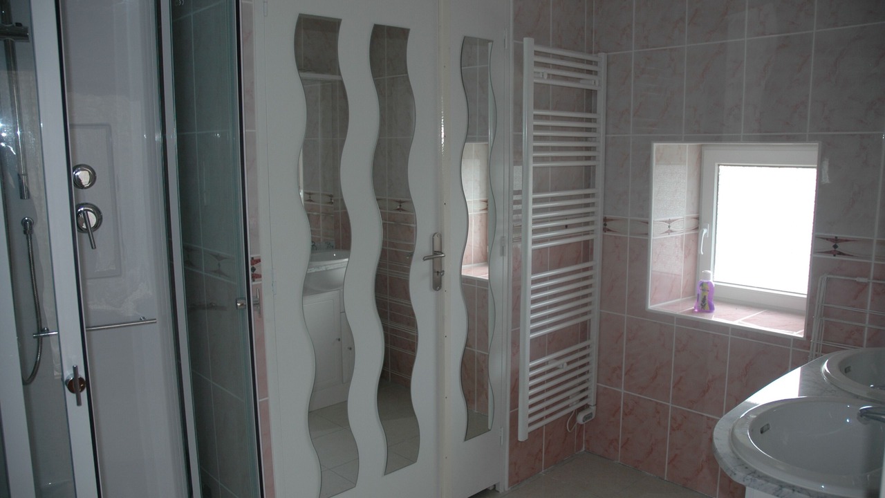 Photo of Bathroom in Saint-Christophe