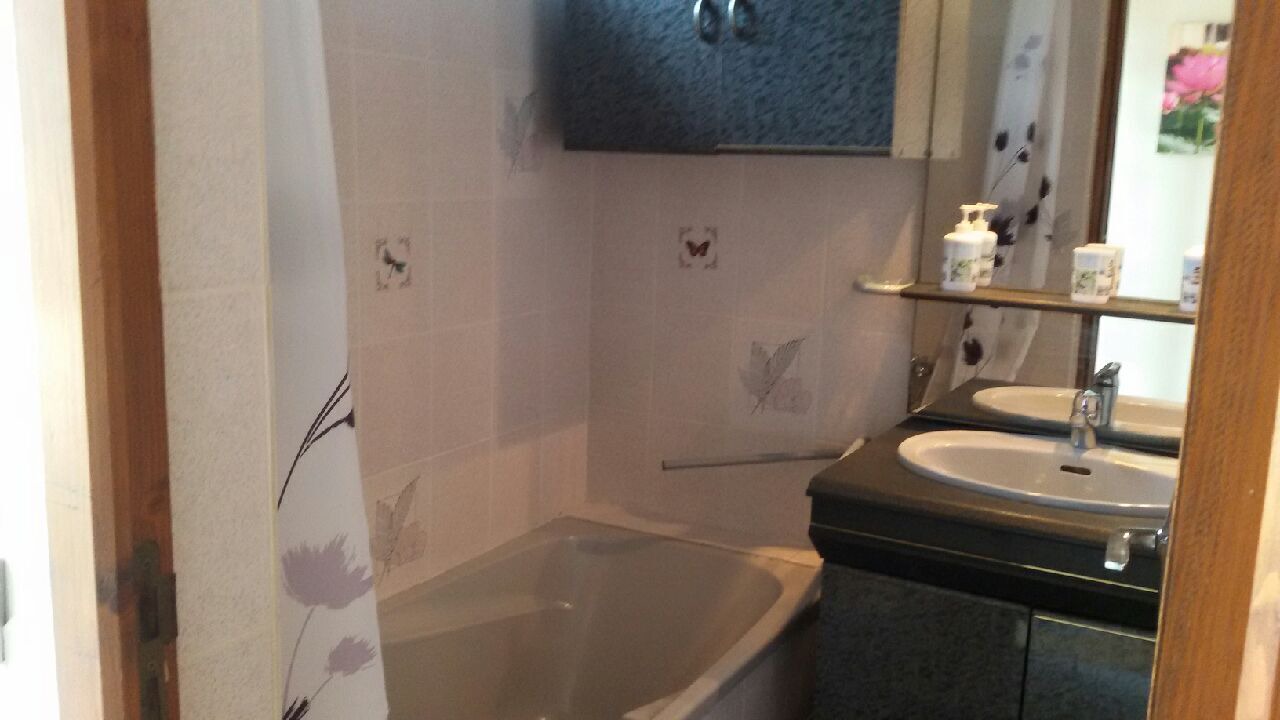 Photo of Bathroom in Escource