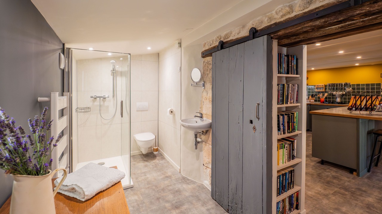 Photo of Bathroom in Vaux-Lavalette