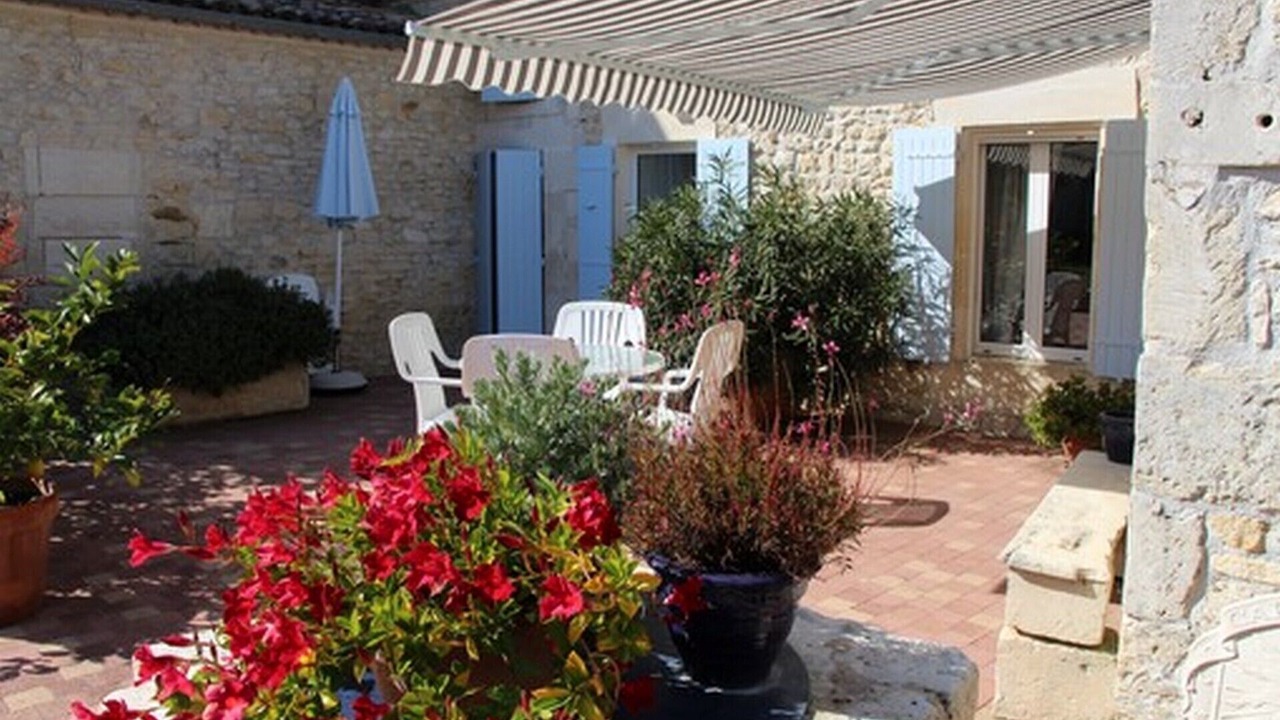 Photo of Outdoor in Thaims