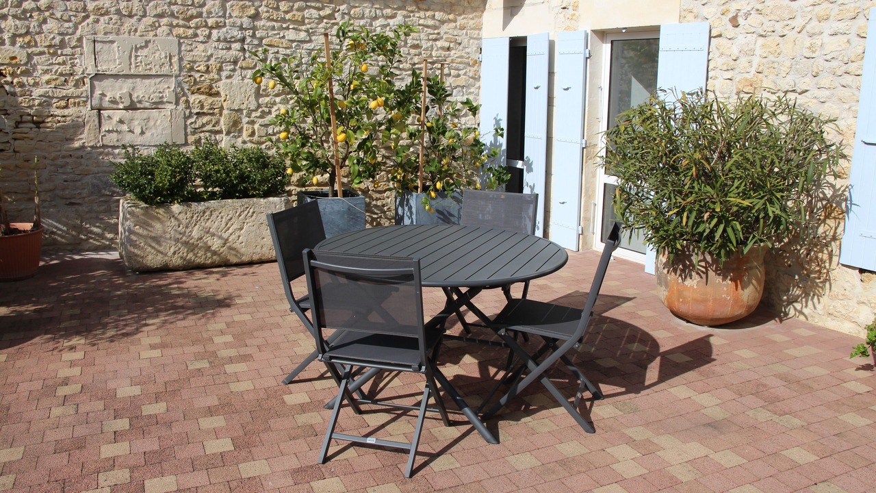 Photo of Outdoor in Thaims