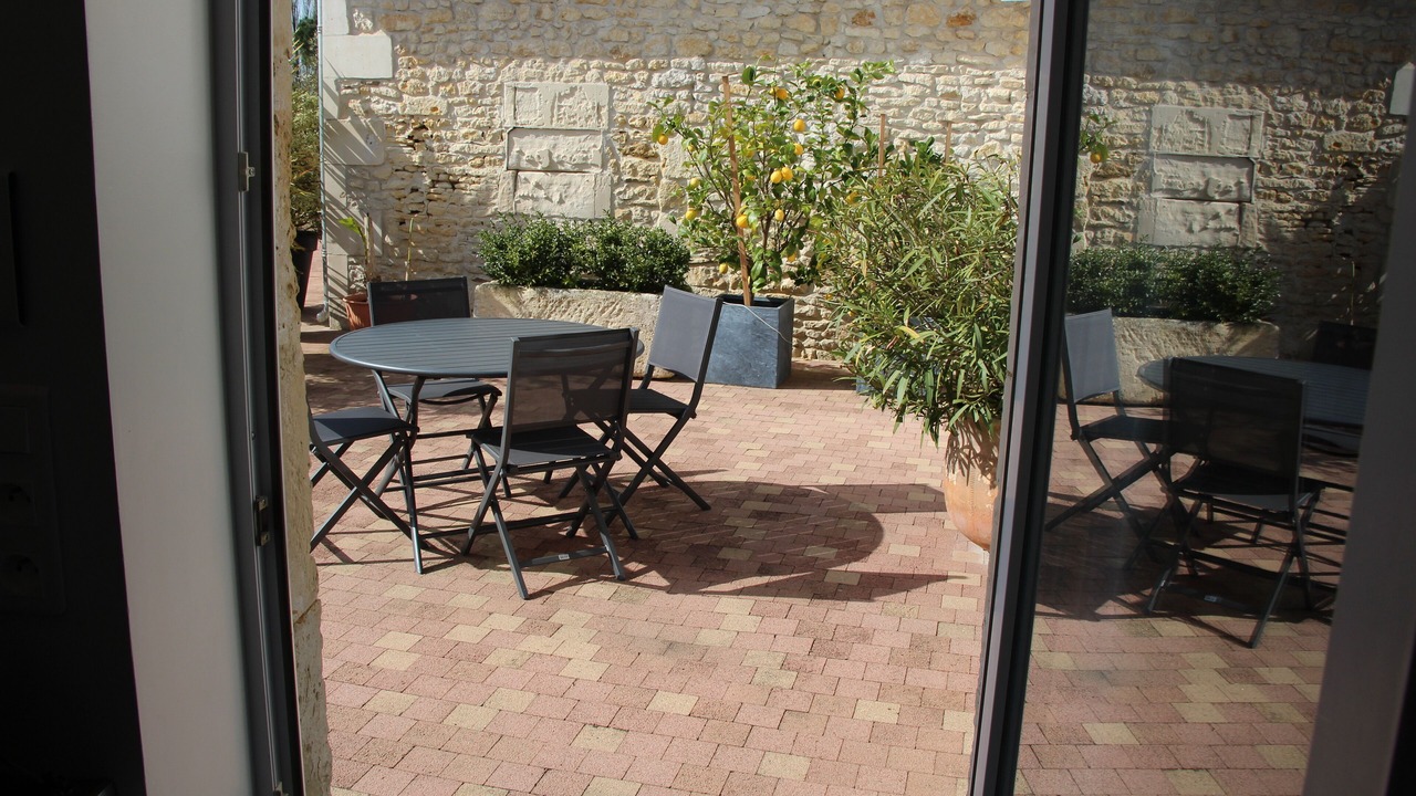 Photo of Outdoor in Thaims