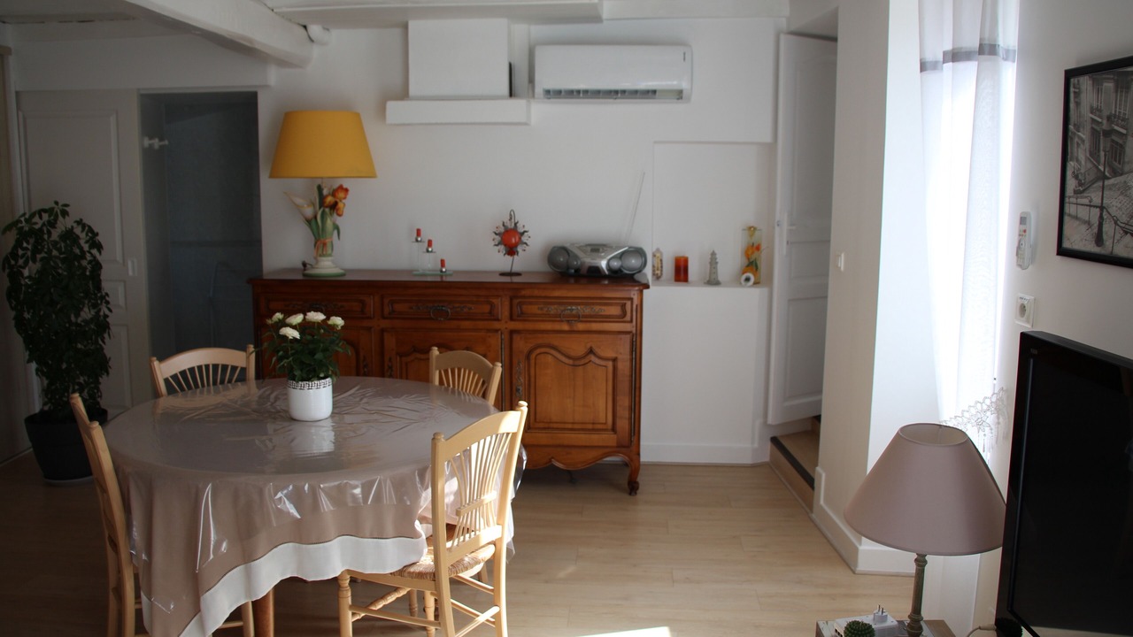 Photo of Others in Thaims