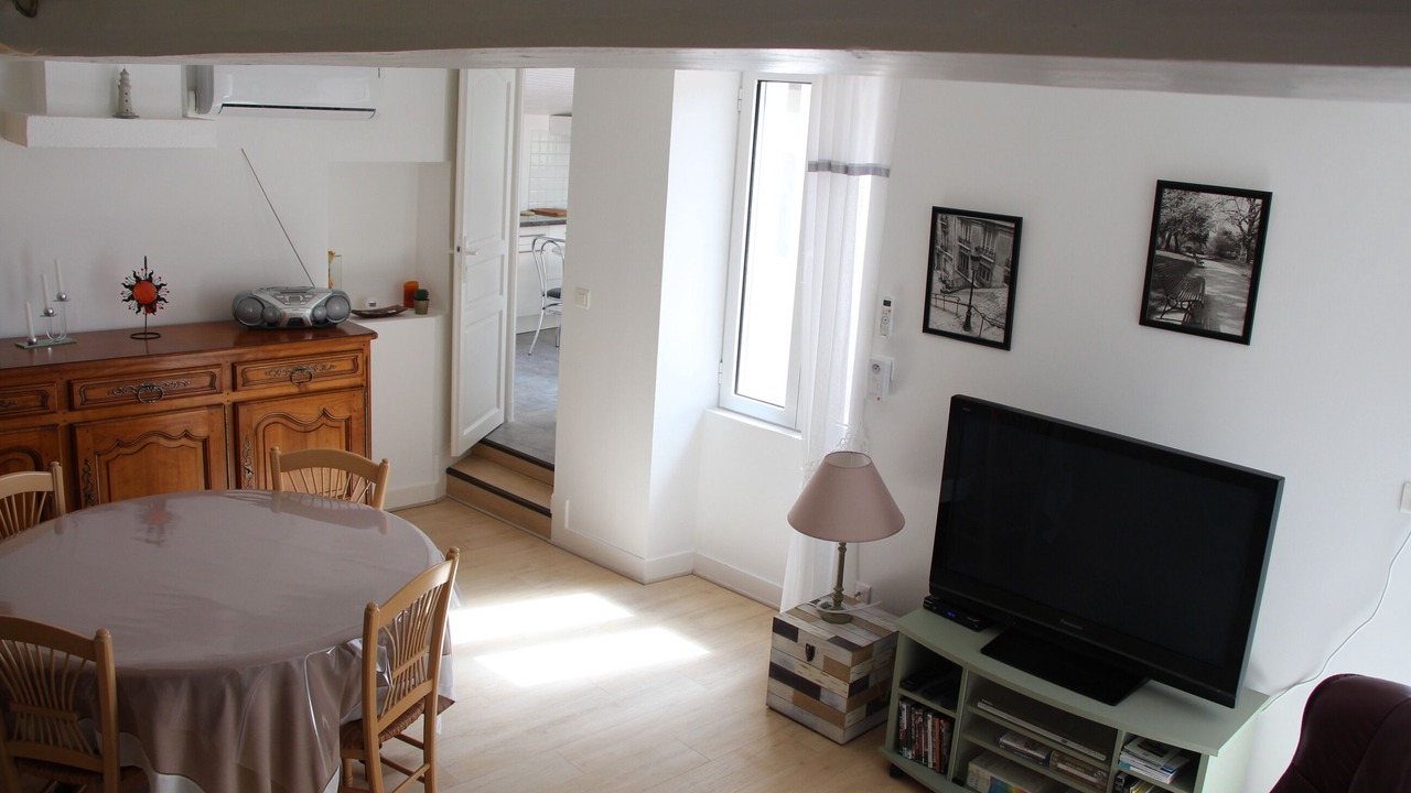 Photo of Livingroom in Thaims