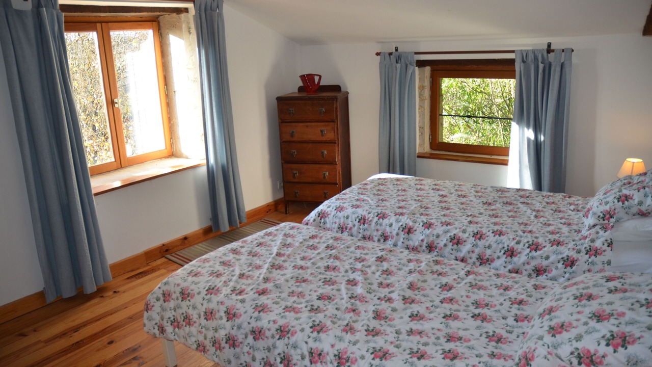 Photo of Bedroom in Saint-Aulaye-Puymangou