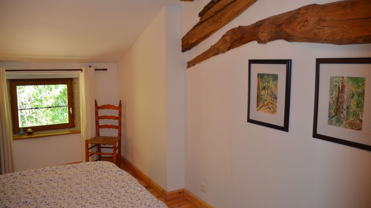 Photo of Bedroom in Saint-Aulaye-Puymangou