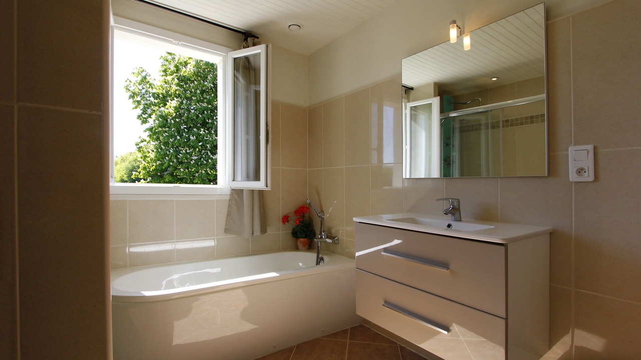 Photo of Bathroom in Cherac