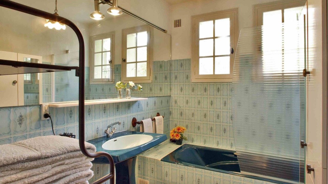 Photo of Bathroom in Sarlat-la-Caneda Historic Center
