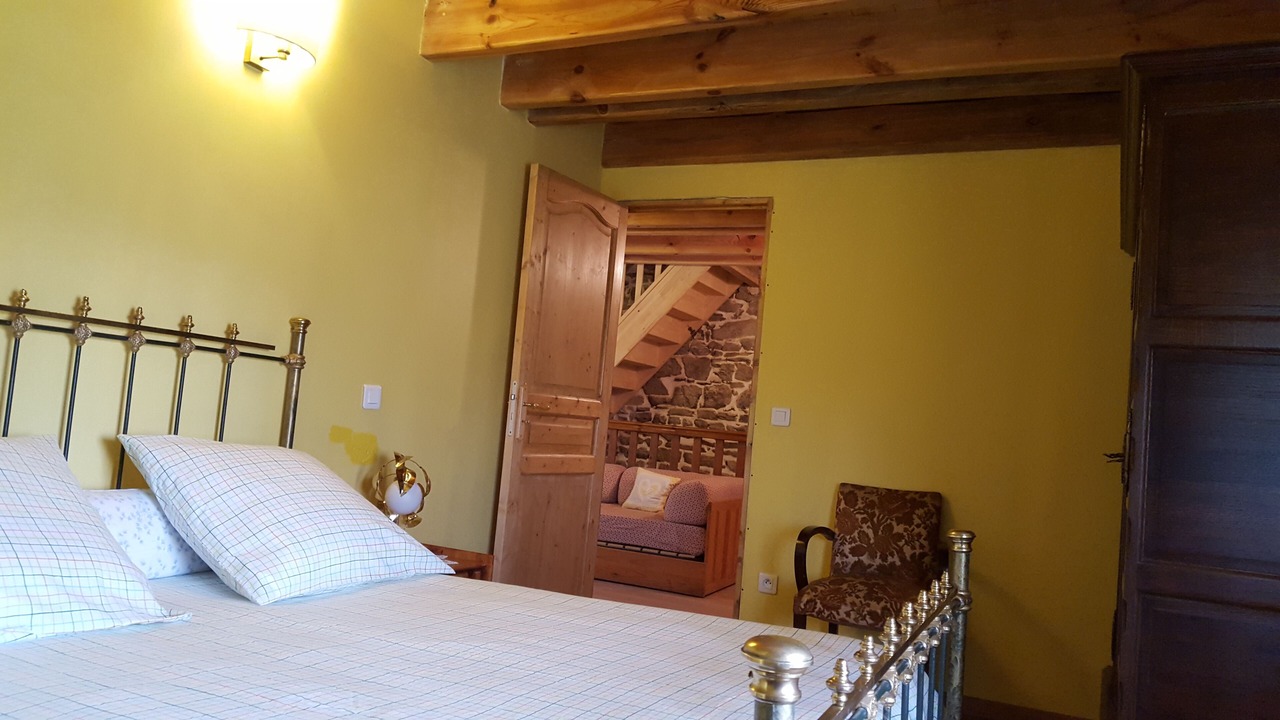 Photo of Bedroom in Saint-Merd-la-Breuille