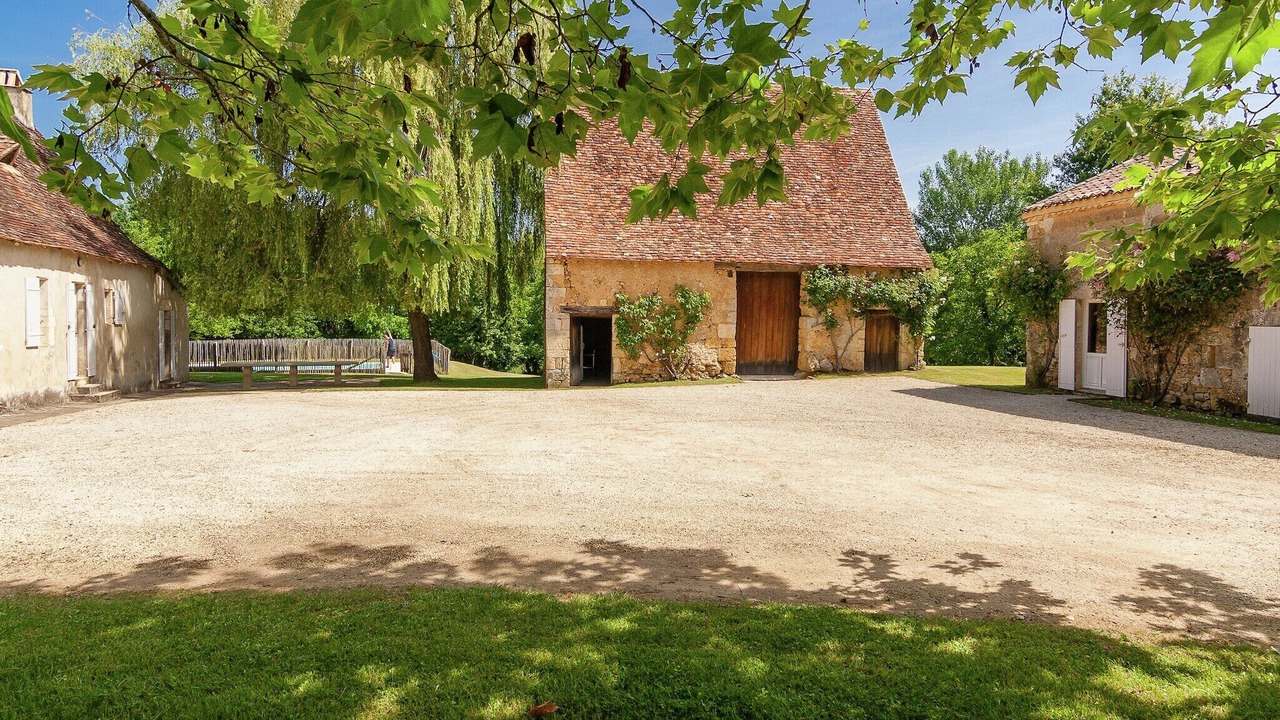 Photo of Outdoor in Saint-Georges-de-Montclard
