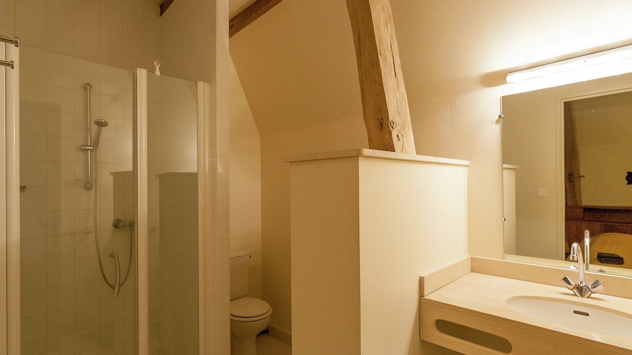 Photo of Bathroom in Saint-Georges-de-Montclard