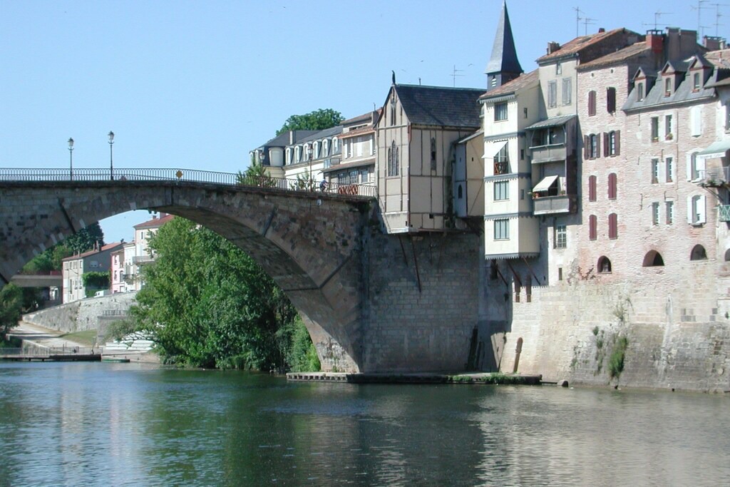 Photo of Buildings in Castelmoron-sur-Lot