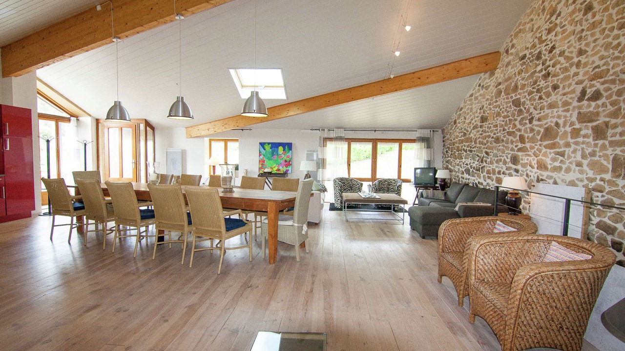 Photo of Livingroom in Roussines