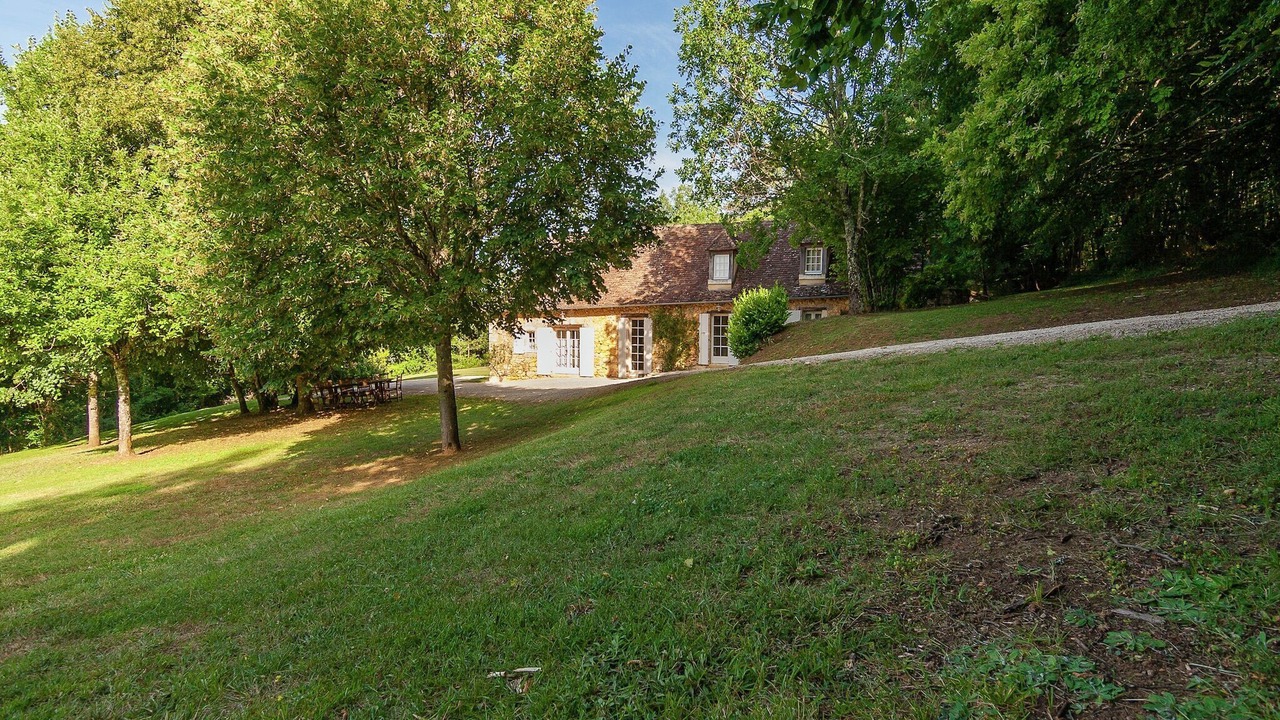 Photo of Outdoor in Saint-Georges-de-Montclard