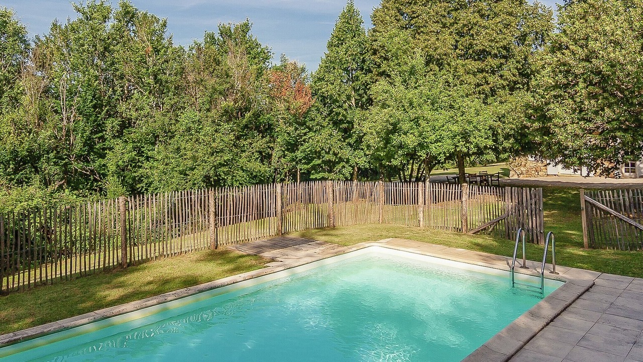 Photo of Outdoor in Saint-Georges-de-Montclard