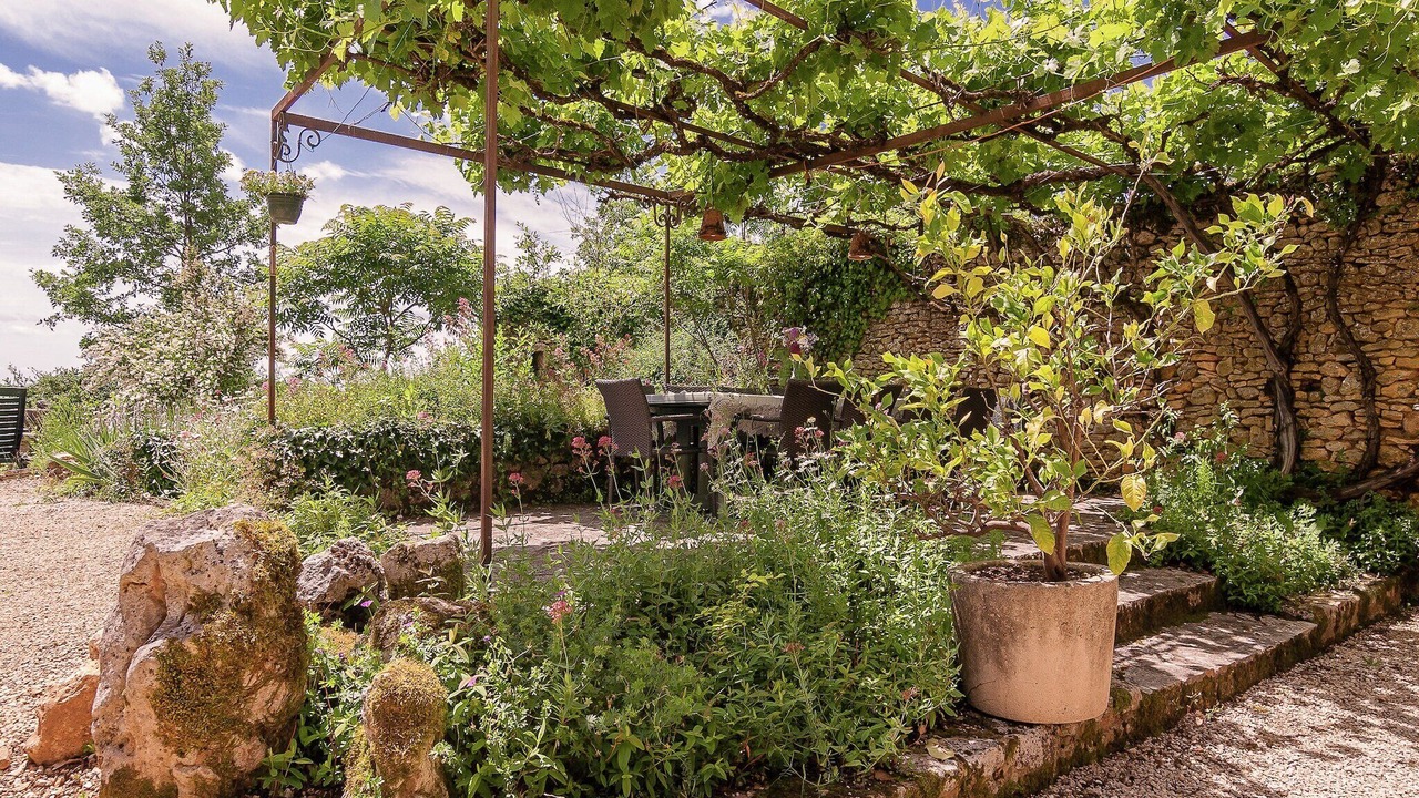 Photo of Patio Balcony in Les Eyzies