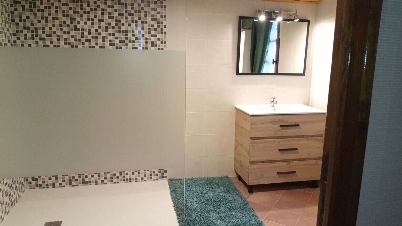 Photo of Bathroom in Bouniagues