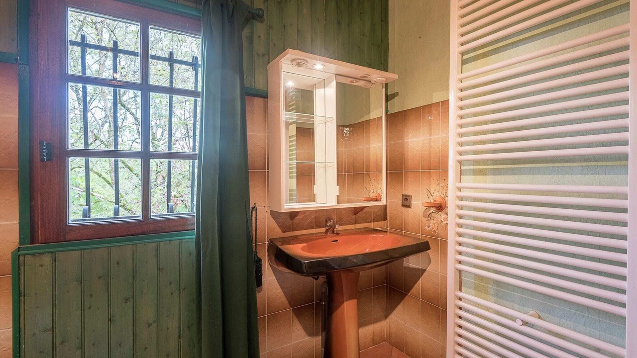 Photo of Bathroom in Bouniagues