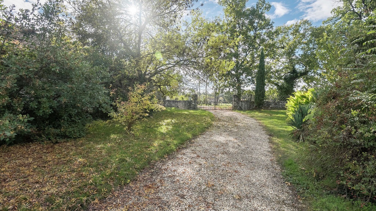 Photo of Outdoor in Bouniagues