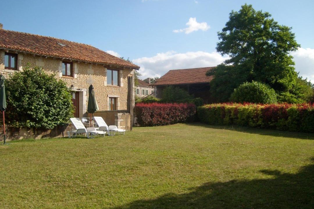 Photo of Buildings in Pillac
