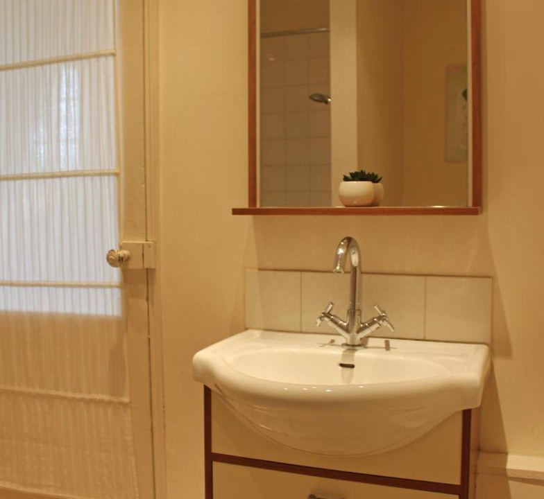 Photo of Bathroom in Pillac