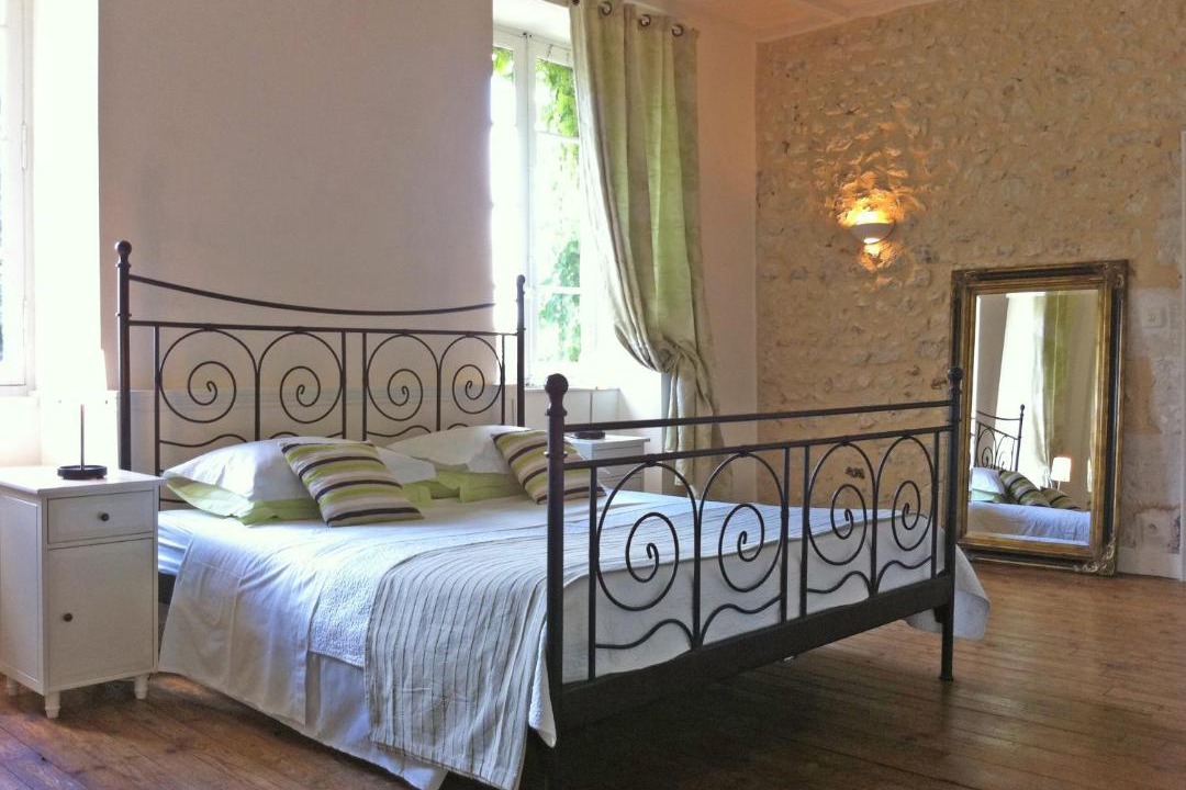 Photo of Bedroom in Pillac