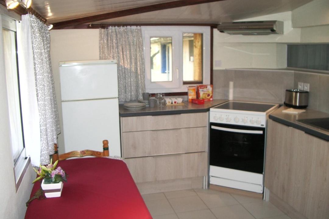 Photo of Kitchen in Avensan