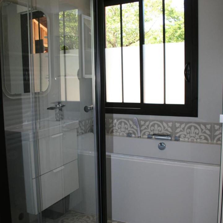 Photo of Bathroom in Claouey