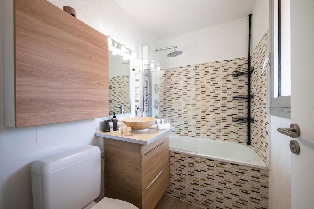 Photo of Bathroom in La Celle-sous-Gouzon
