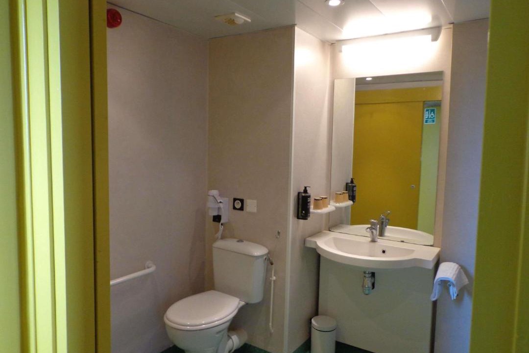 Photo of Bathroom in Dax