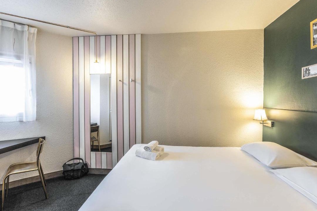 Photo of Bedroom in Limoges