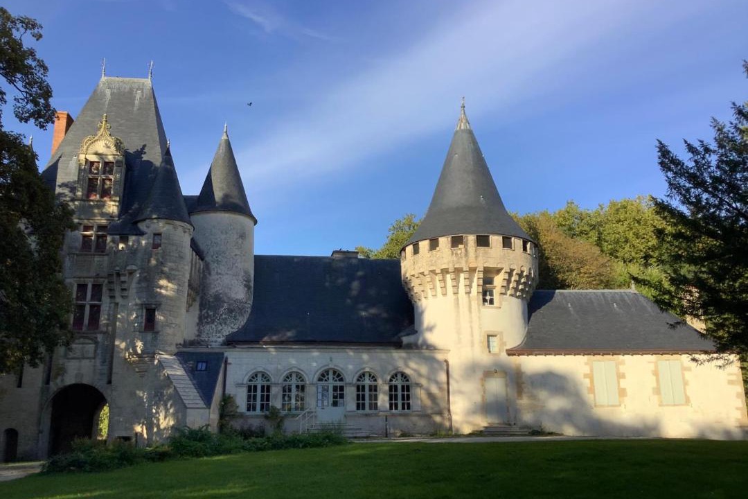 Photo of Buildings in Chef-Boutonne