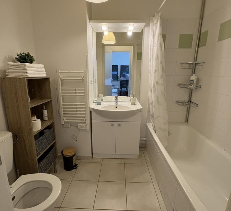Photo of Bathroom in Libourne
