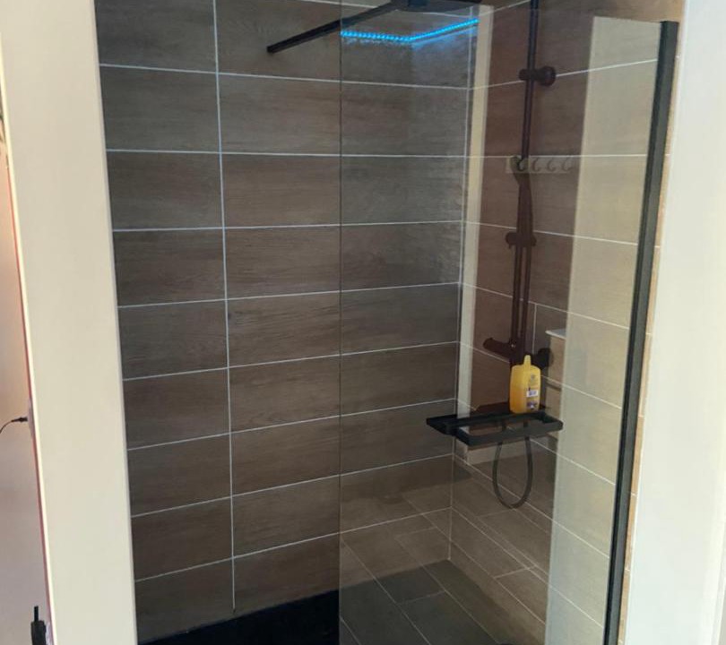 Photo of Bathroom in Fours