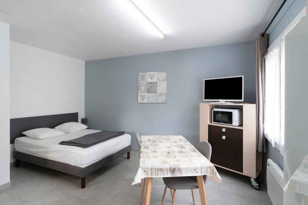 Photo of Bedroom in Lesperon