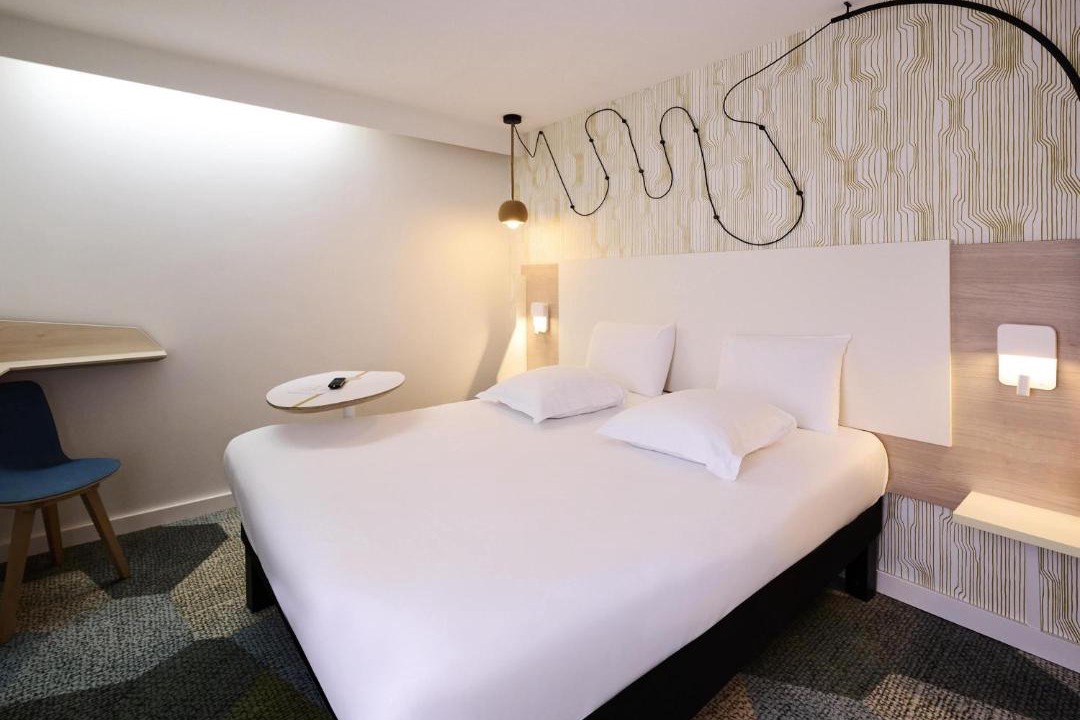 Photo of Bedroom in Begles