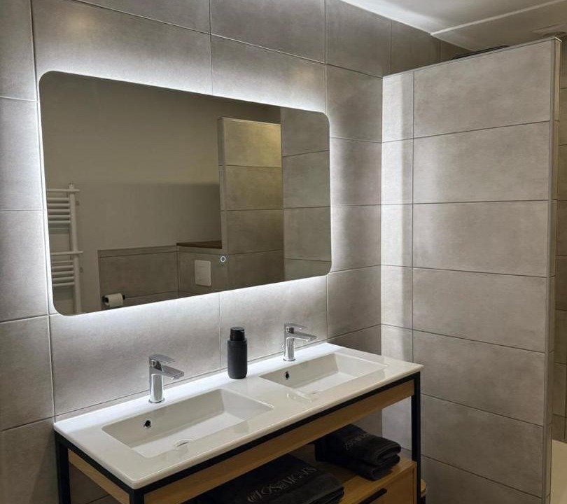 Photo of Bathroom in Jaunay-Clan
