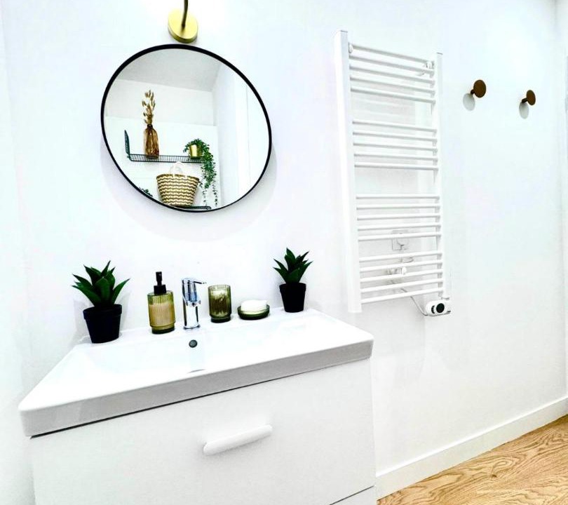 Photo of Bathroom in Bordeaux City Centre