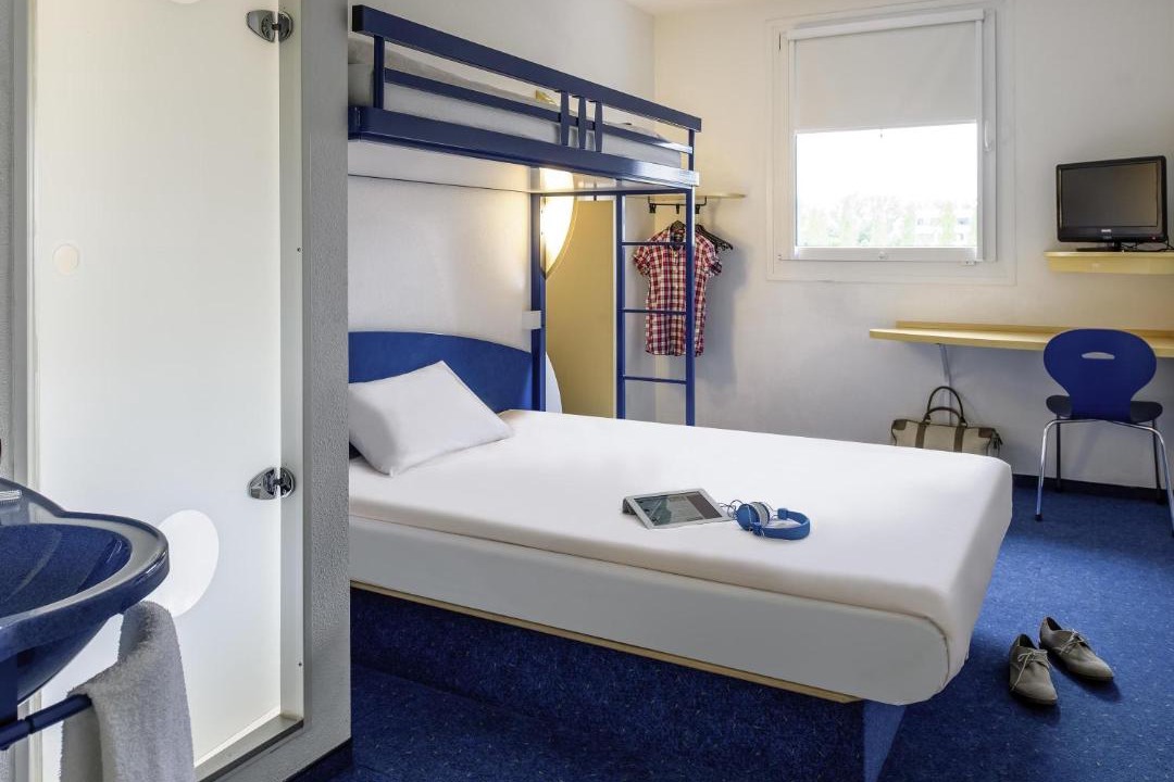 Photo of Bedroom in Libourne