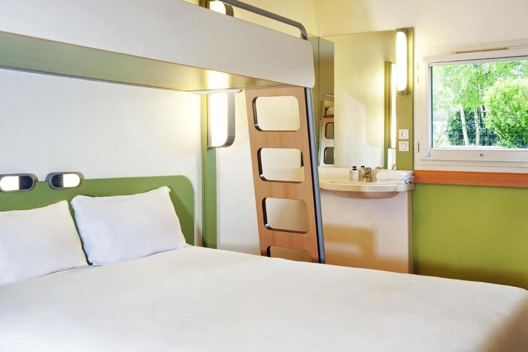 Photo of Bedroom in Villenave-d'Ornon