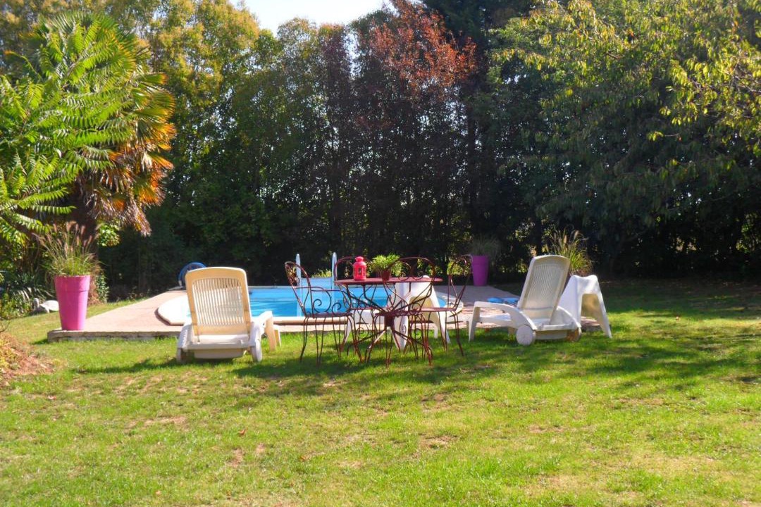 Photo of Others in Vayres