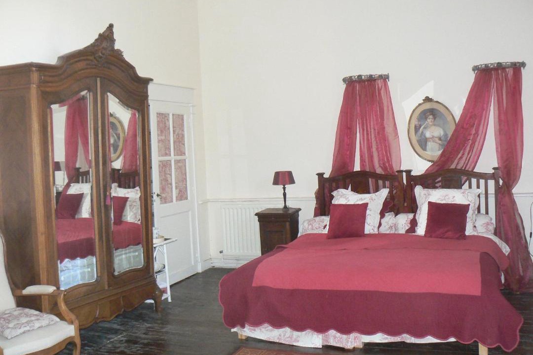 Photo of Bedroom in Villefagnan