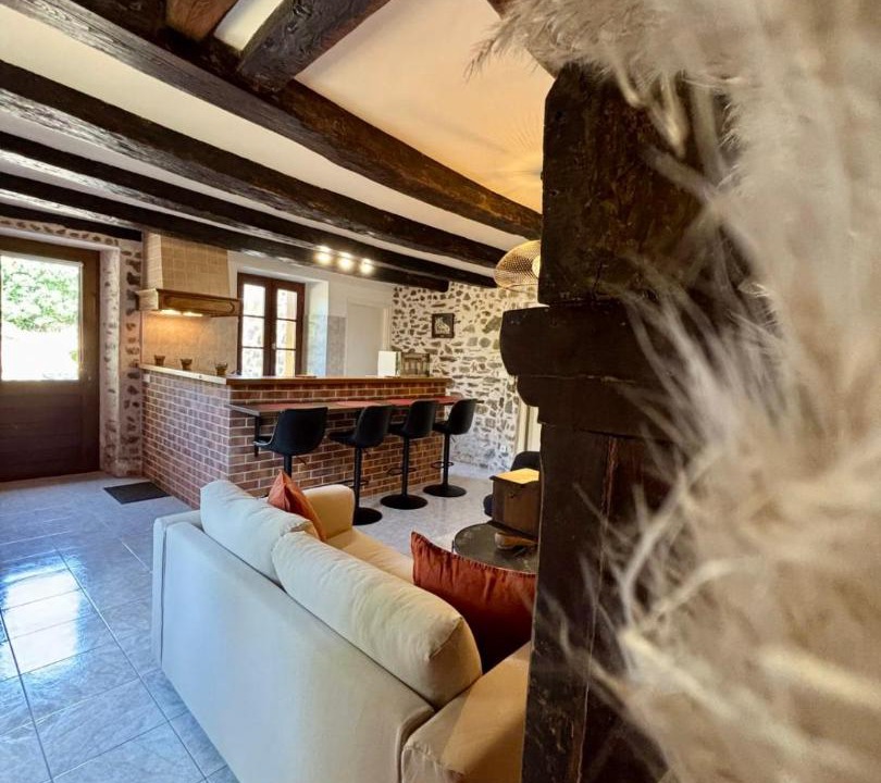 Photo of Livingroom in Naves