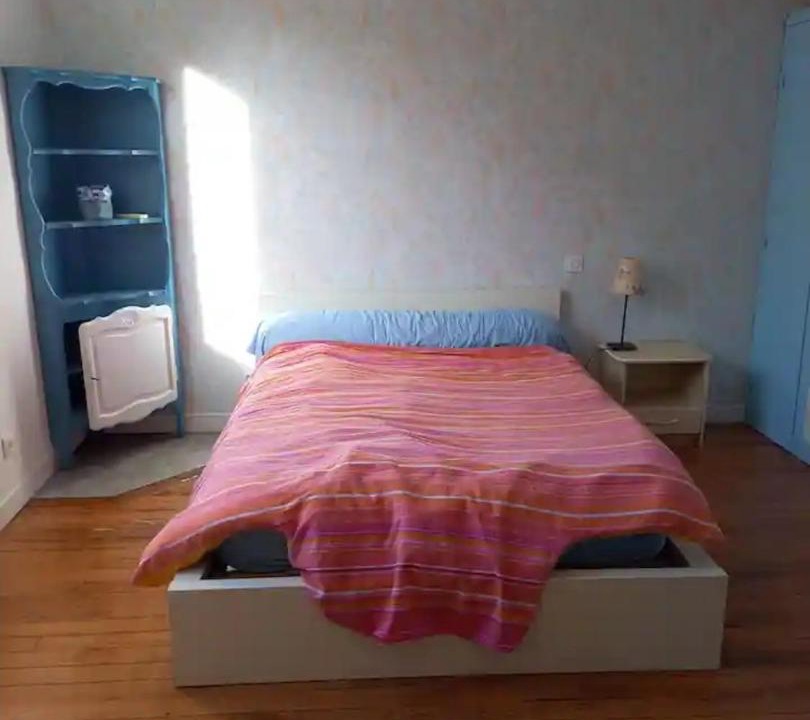 Photo of Bedroom in Montpon-Menesterol