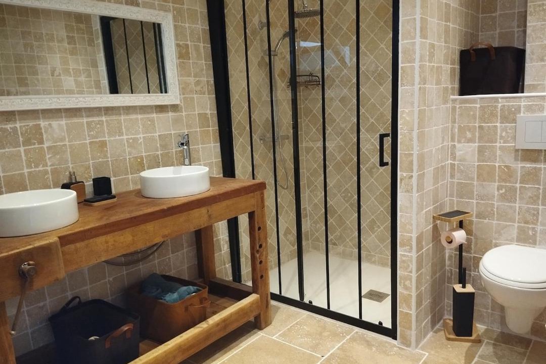 Photo of Bathroom in La Celle-sous-Gouzon