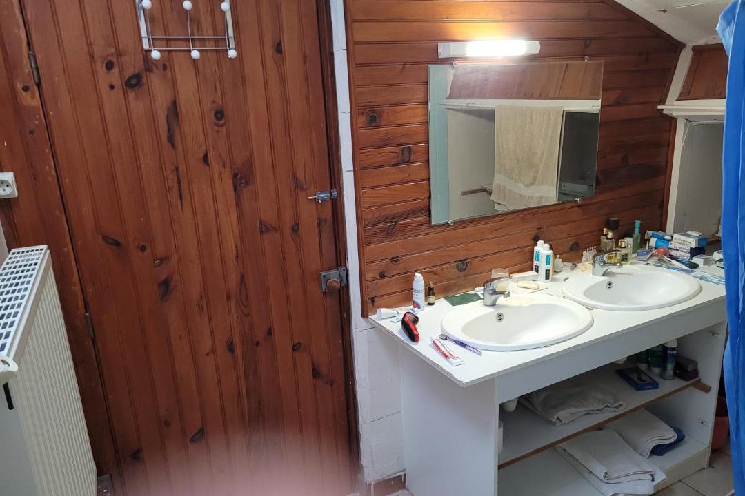 Photo of Bathroom in Gimeux
