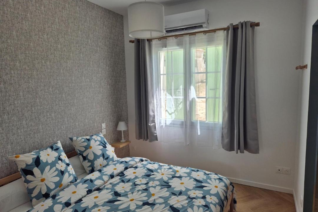 Photo of Bedroom in Soubran